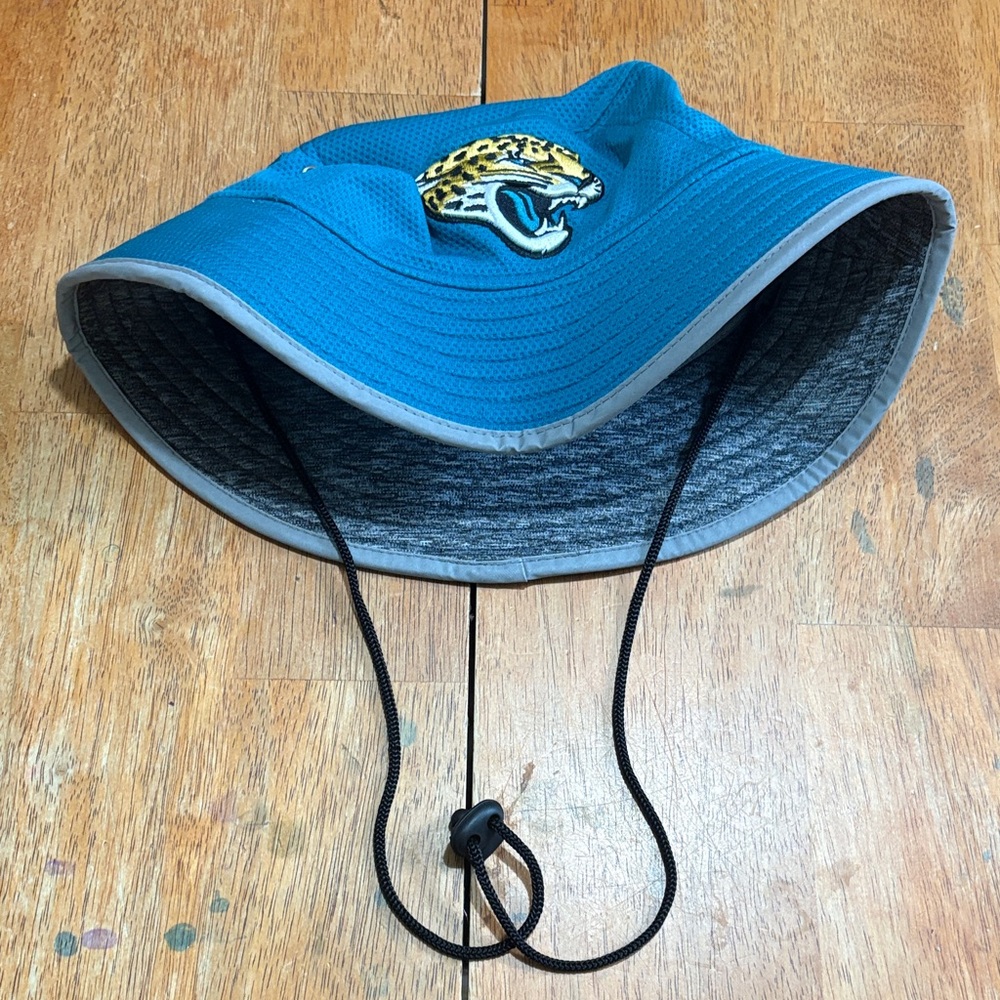 JACKSONVILLE JAGUARS BUCKET HAT NWOT